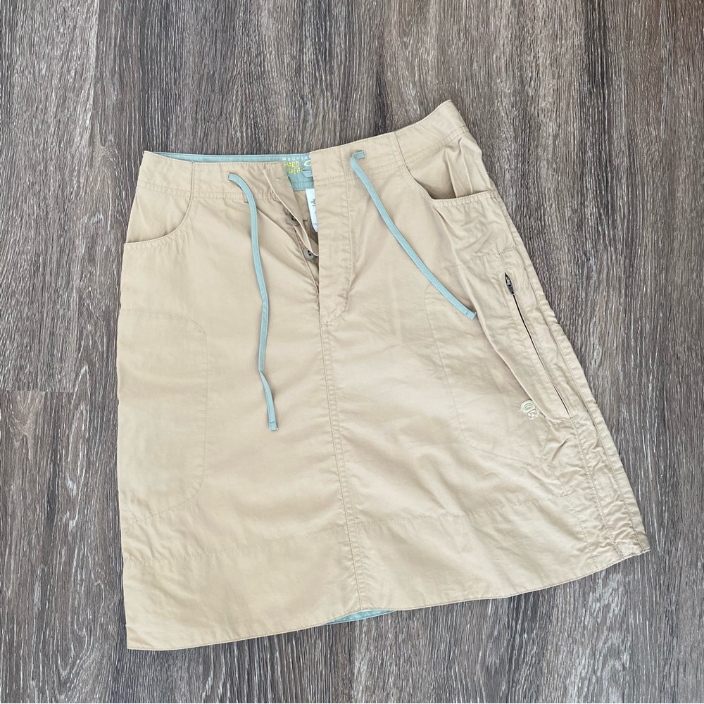 Mountain Hardwear | Tan Women’s Utility Skirt with Drawstring Waist
